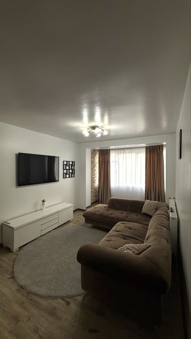 Apartament cu 2 camere de inchiriat