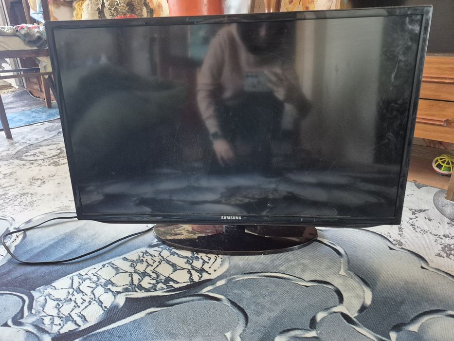 Продам телевизор
