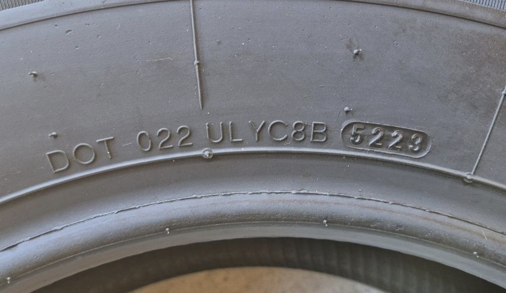 O bucată 225/70 R15C 112/110R Kumho PorTran KC53 vară