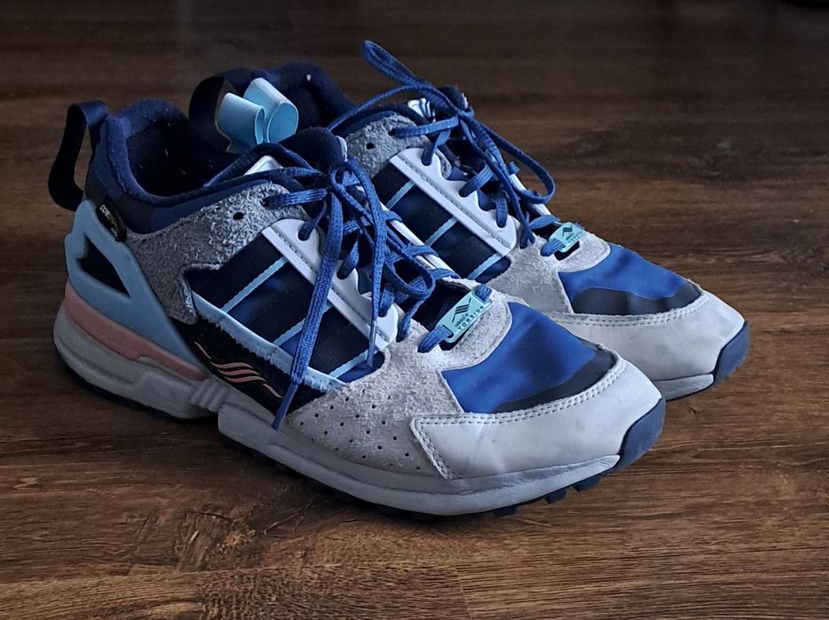 Vând adidași (Adidas ZX 10000 Național Park)