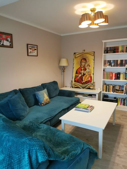 Apartament 3 camere, 2 băi