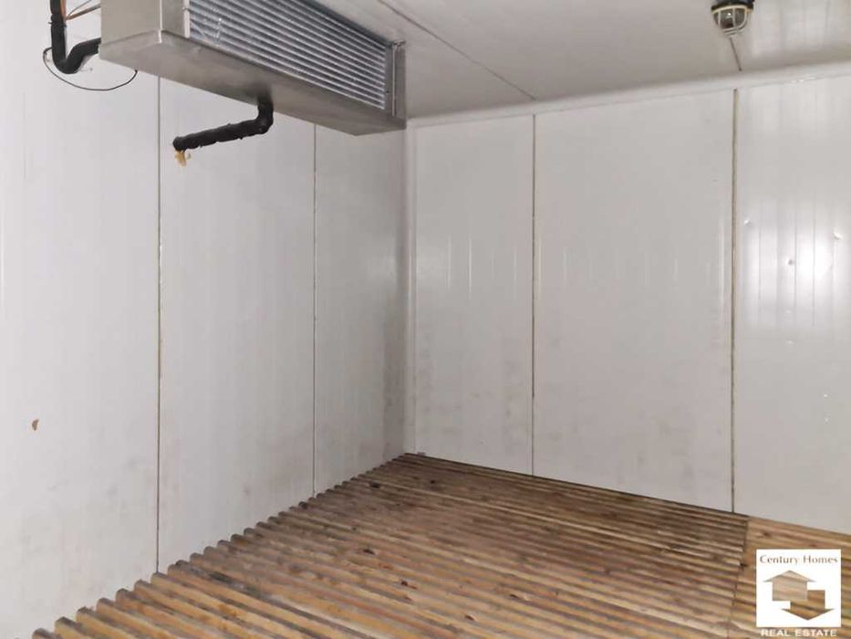 111344 Склад на две нива, с товарна рампа и магазин, в кв. Чолаковци