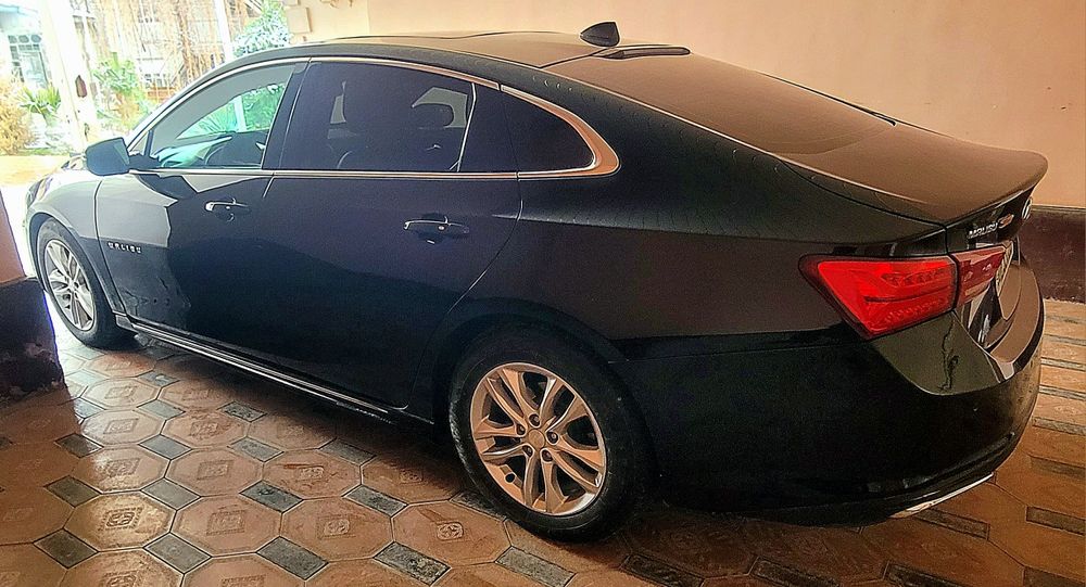 Малибу 2.4 эконом сотилади