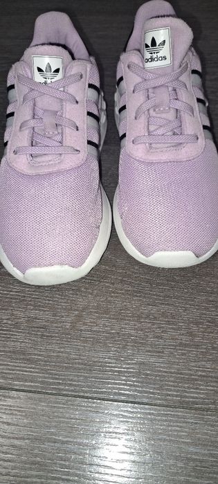 Adidas детски маратонки 27