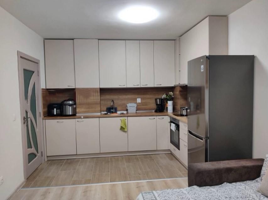 Дава се под наем Двустаен апартамент в София, Левски В - 60 кв.м за 550 € - Снимка #1