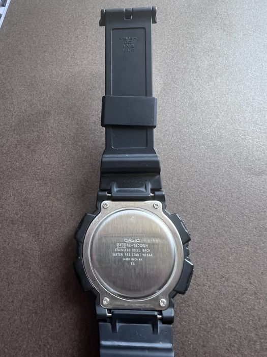 Черен часовник Casio