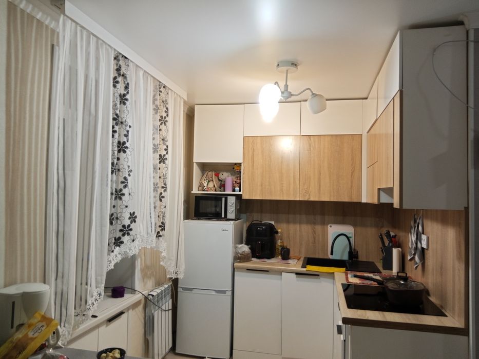 Продам 1,5 на Промбазе.