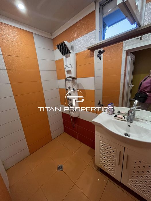 Дава се под наем Къща в Варна, Левски - 150 кв.м за 800 € - Снимка #9