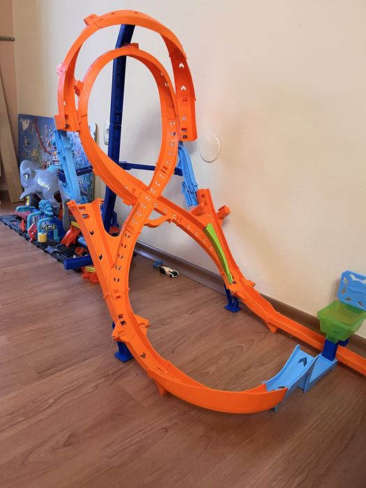 Писти hot wheels 2 бр.