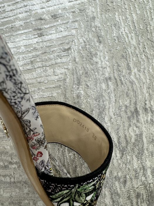 Тапочки Christian Dior