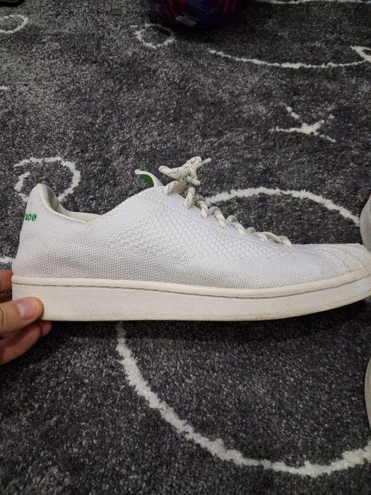 Adidas Superstar humanrace