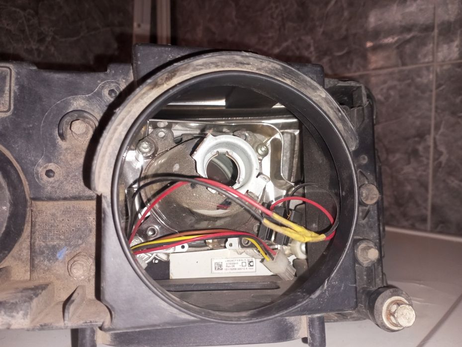 Фара правая Iveco Stralis