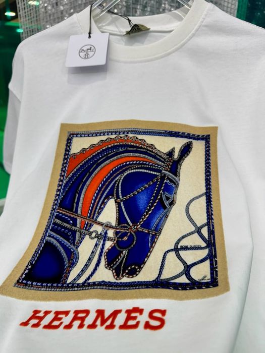 Oferta! Tricou luxury si model foarte rar. Toate mărimile