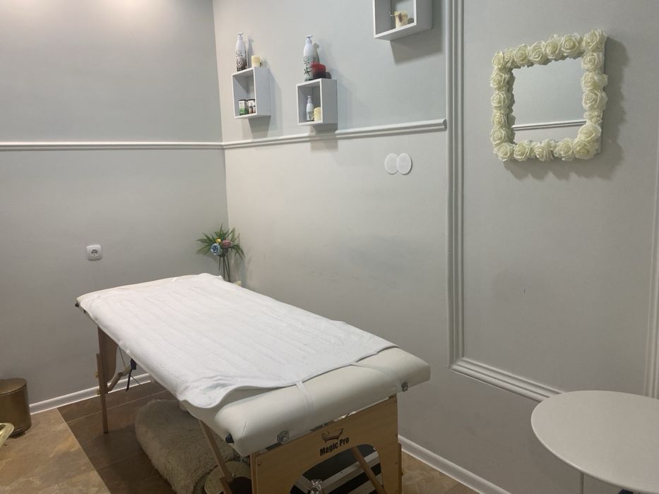 Дава се под наем  в Пловдив, Изгрев -  кв.м за 153 € - Снимка #2