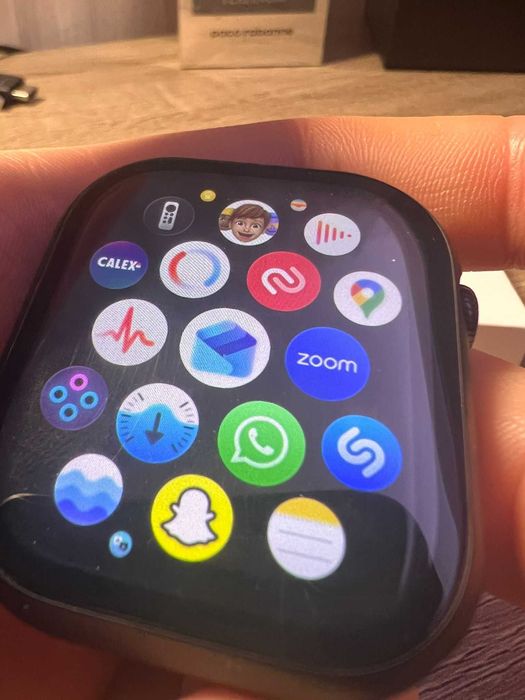 Apple Watch Series 10 46 mm nou, la cutie si accesorii
