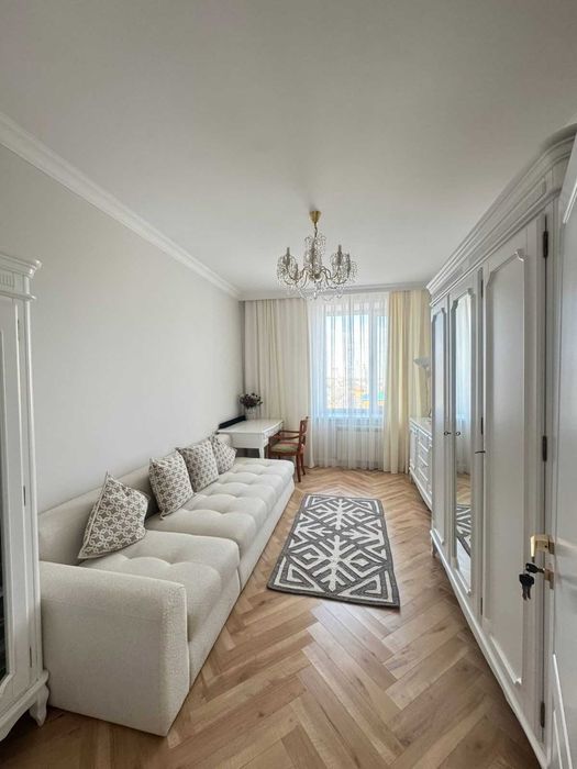 Продажа 4-комнатной квартиры