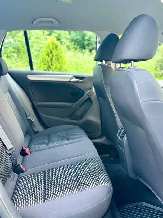 VW Golf 1.2 benzină 105 cp model 2012 euro 5 
-199970 km