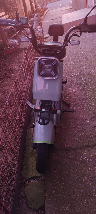 Vând urgent Scuter electric 1300lei