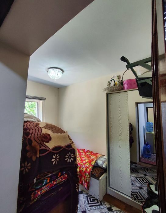 (5)Алишеробод 4/2/4  77м²