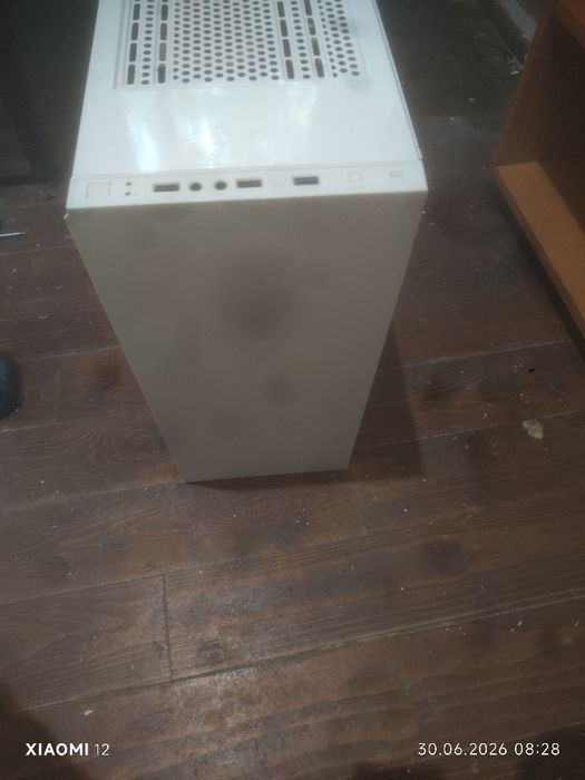 Vand urgent pc i3 16 gb ram