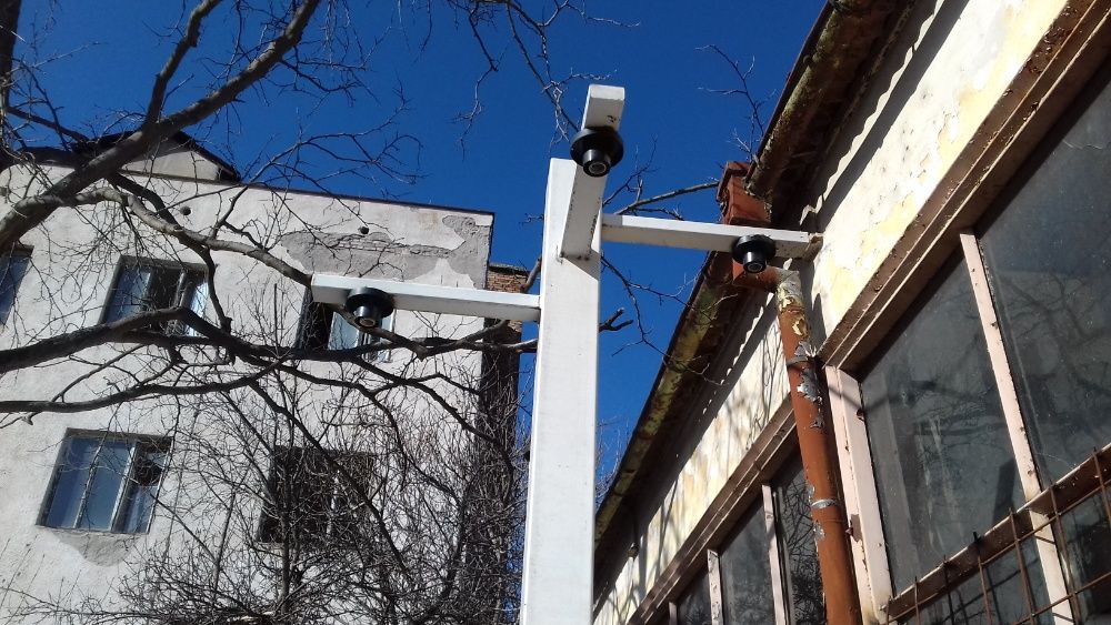 Осветително тяло/стълб/ с 4 бр.лампи