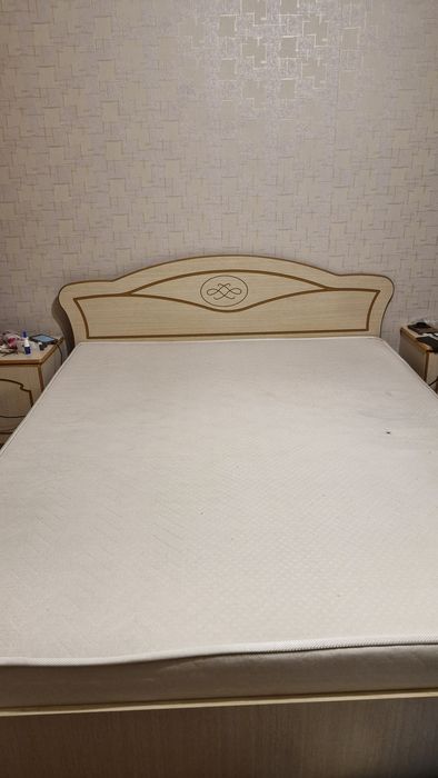 Продам 2х спальню кровать