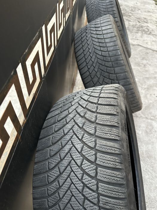 4 бр. Зимни Гуми 235/35/20 Bridgestone Blizzak DOT 22 година