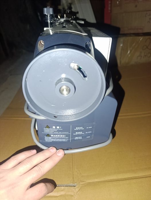 Прямо строчная промышленная машинка