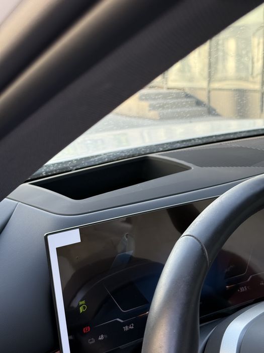 Bmw i5 40L 2025-Yil 14500 yurgan kraska tozza Full Hud+Tv dop option