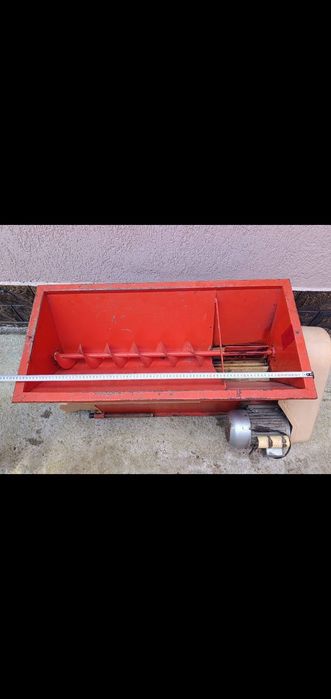 Zdrobitor struguri cu desciorchinător