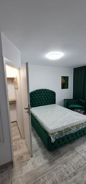 Garsonieră centrală de închiriat