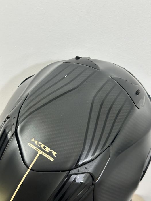Casca Nexx XR3R Golden Edition