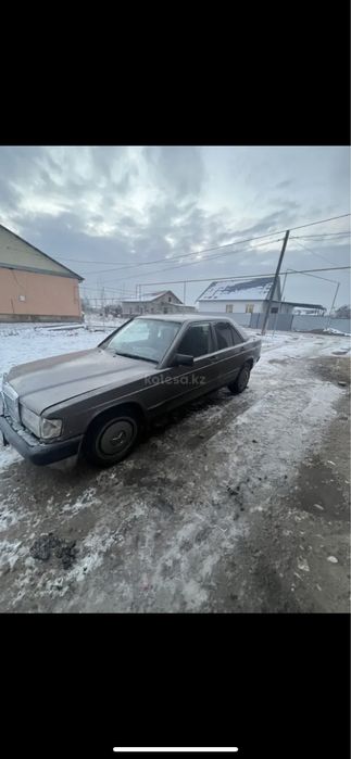 Мерсебес 190 сатылады