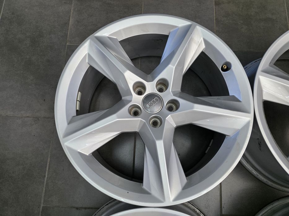 Джанти 19 - Audi Q7