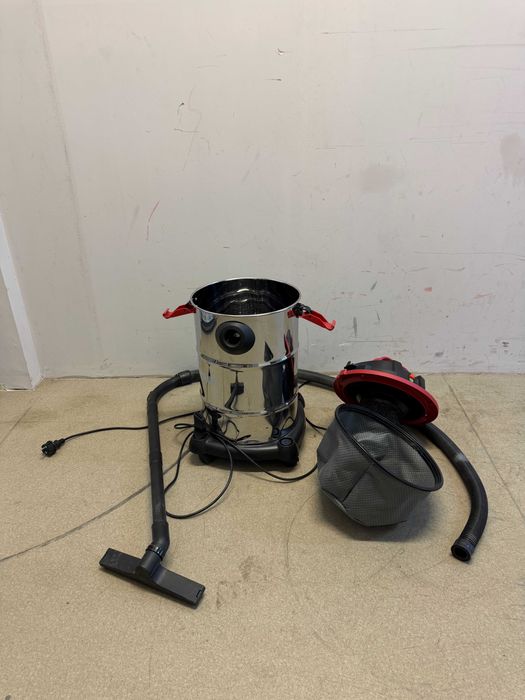 Прахосмукачка за сухо и мокро 1300W 30L RDP-WC04 / RD-WC07