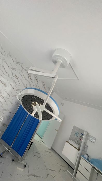 Продам операционную лампу