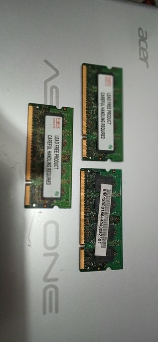 Memorii Ram Laptop/Pc // 512/1Gb/2gb /4gb