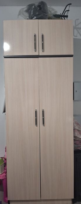 Плательный шкаф хорошый