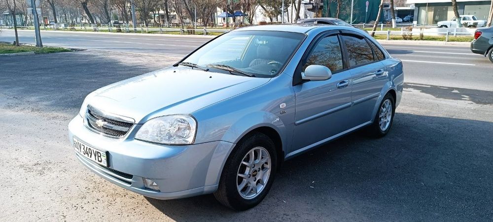 Ласетти 1.6  автомат