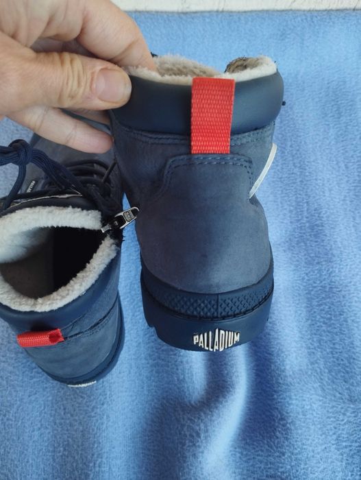 Viking и Palladium waterproof номер 34.