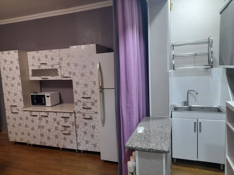 Срочно продаётся 2х3 кв. Возле Дварец Лисунова... Француский дом