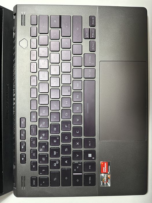 Laptop Asus ROG Zephyrus g14, Ryzen 9 6900HS, RX 6800s 8gb