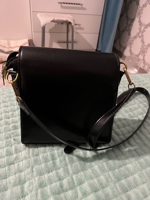 Продам сумку дамскую