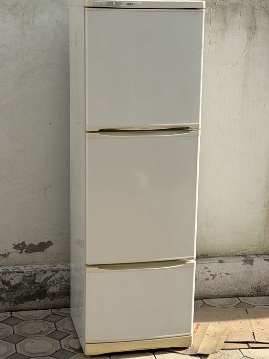 холодильник жақсы жағдайда,рабочий