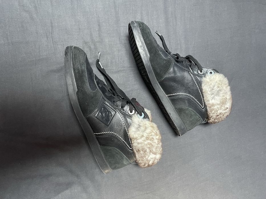 Bascheti / Ghete / adidasi Chanel originali 40 blana piele