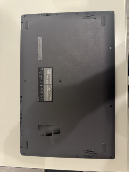 Laptop ASUS X509MA - display spart. fara ram si hdd