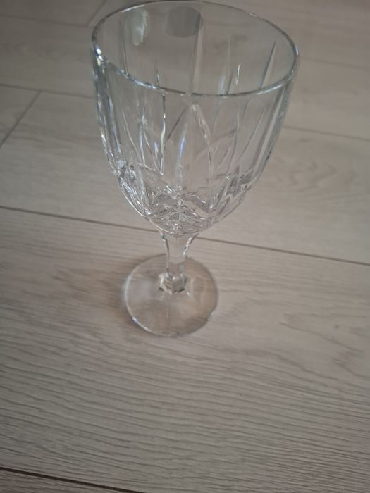 :Set 6 pahare vin cristal Bohemia Sheffield 240 ml – NOI, 24% PbO