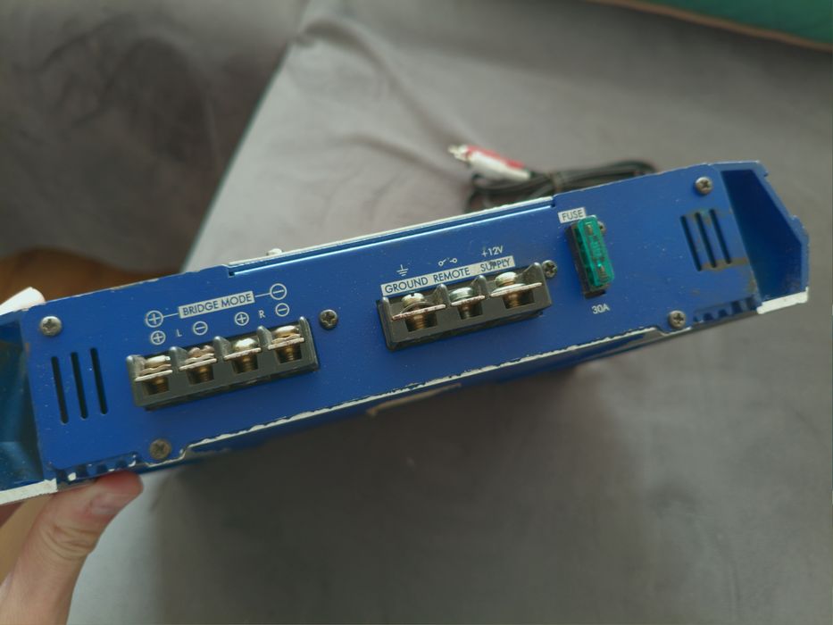 Продам усилитель Blaupuknt GTA 270