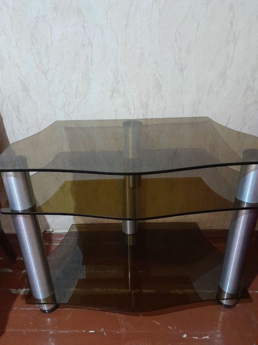 Продам ТВ тумбу для тв