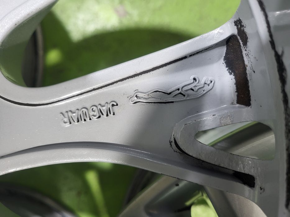 18 5x108 Jaguar лети джанти 5х108 ягуар